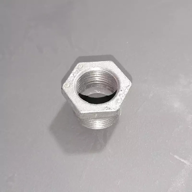 ماسوره تبدیل 5 به 4 گالوانیزه سایز 1.1/4*1.1/2 اینچ آهنی (سایز 50 به 40)